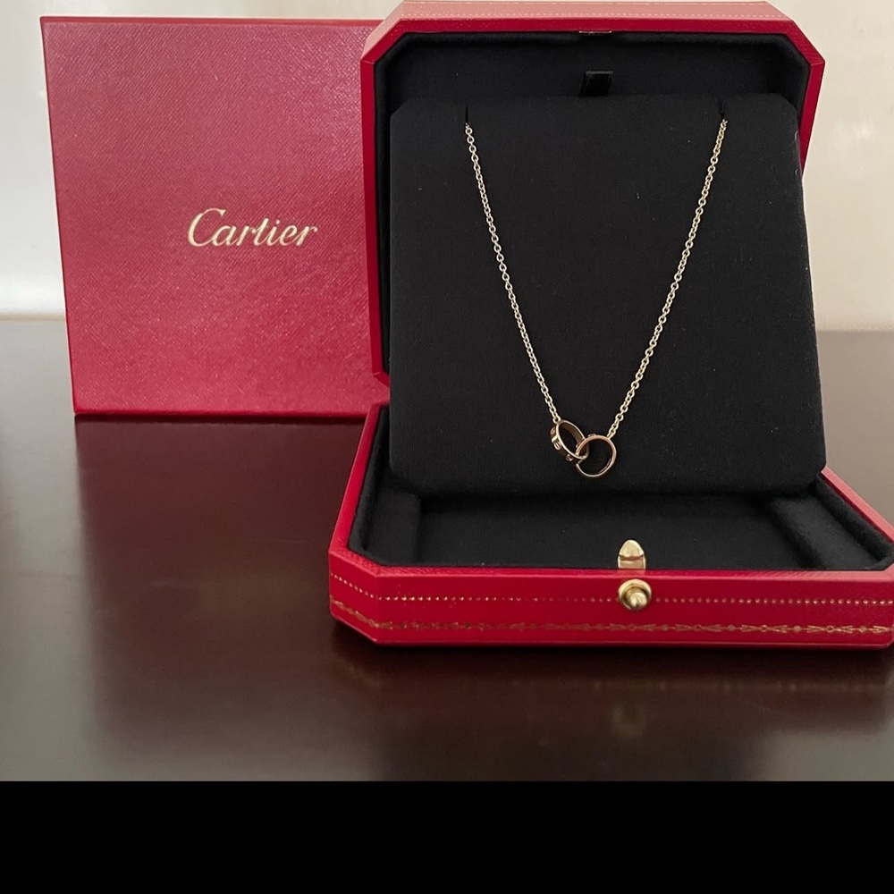 Cartier necklace pavé with diamonds